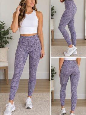 Lululemon lavender floral Leggings